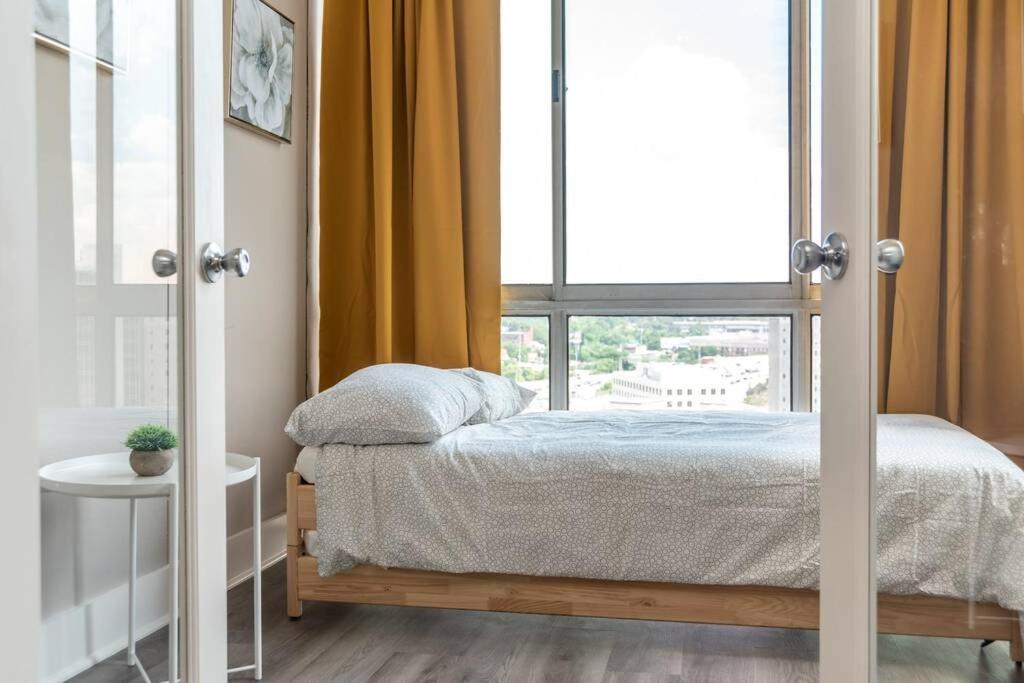 Downtown 1Bd Condo Excellent View! Onsite Parking Lm1704 แอตแลนตา ภายนอก รูปภาพ